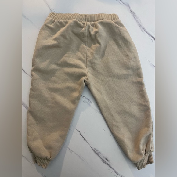 3 pair of Zara’s toddler sweats - Picture 7 of 9